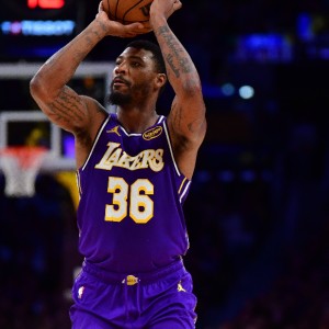 55直播NBA-湖人110-101战胜鹈鹕 球员评价：4人优秀，3人及格，2人低迷